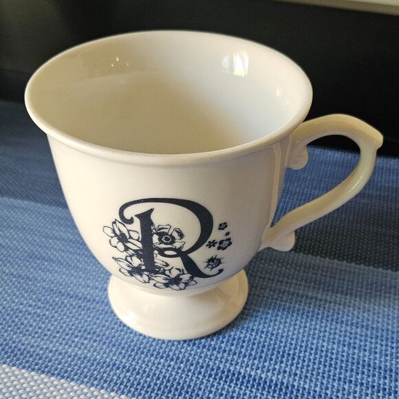 2 for $18! Anthropologie MISSUS Monogram R Mug - Picture 2 of 4